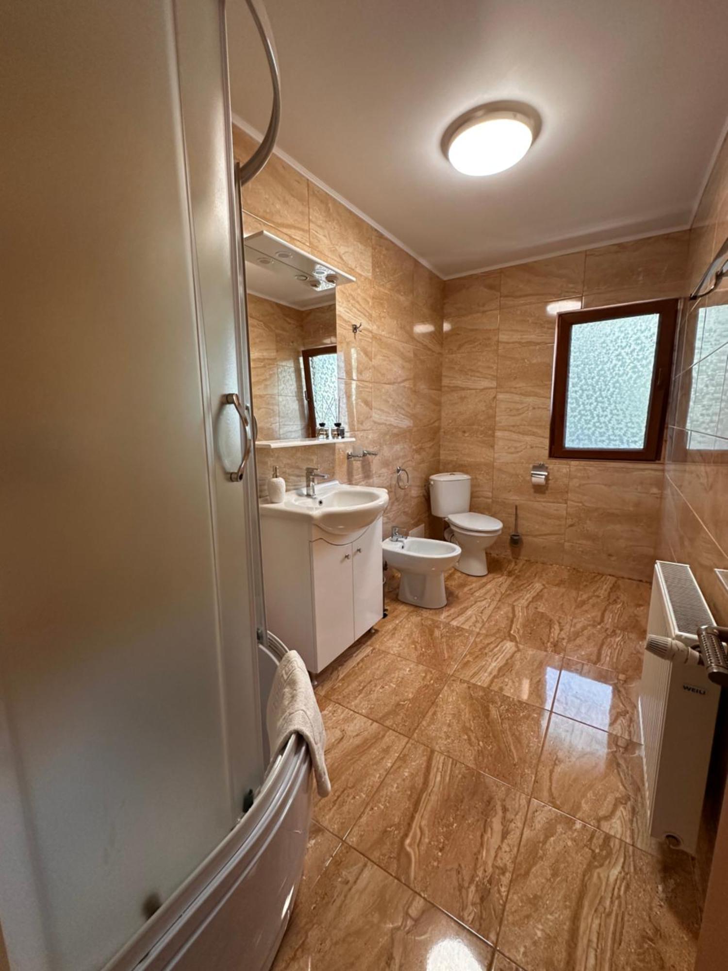 فندق Casa Carp Calarasi المظهر الخارجي الصورة